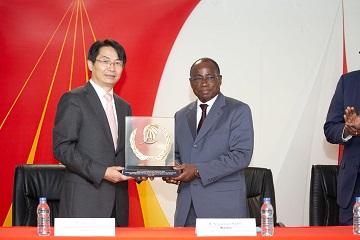 Côte d'Ivoire / Formation professionnelle : le ministre Koffi N’Guessan reçoit 91 formateurs et encadreurs ivoiriens de retour de formation en Chine